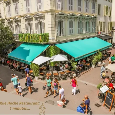 F2 rue Saint honoré L, Hypercentre proche du Palais des festivals